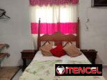 Disponible casa con piscina.  WhatsApp 5 8142662