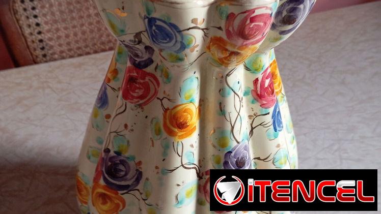 VENDO BÚCARO ANTIGUO DE PORCELANA DERUTA ITALIANO.PINTADO A MANO.