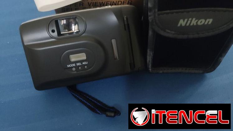 Vendo camara fotográfica NIKON AF240SV, Quartz Date, 28 mm/rollo