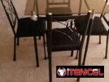Juego de comedor de 4 sillas. Entrega a domicilio sin costo adicional en toda la habana.