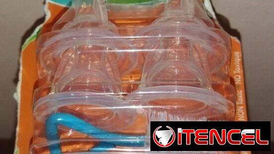 Vendo pomos con sus teteras, teteras, termómetros digitales y set de cepillo, peine y corta uñas para bebés
