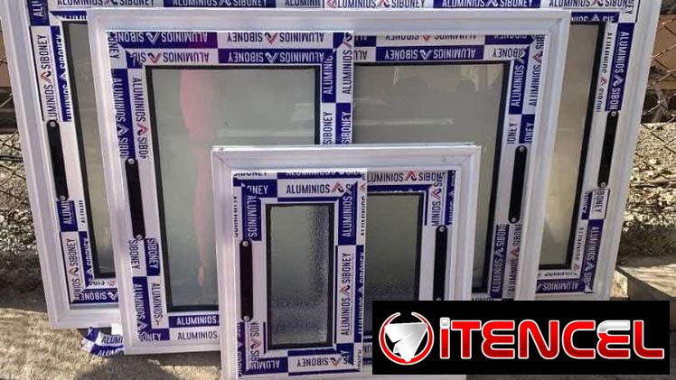 Bajos de meseta. Ventanas de corredera. Puertas. Mamparas de baños
