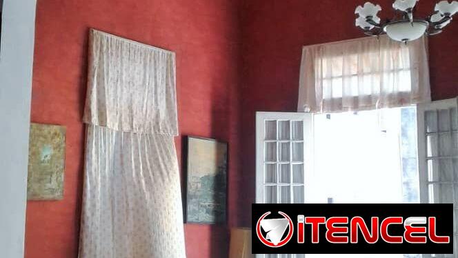 Renta Lineal.Colonial House con wifi.RENT 1 Room ( Private, Spacious,)200 usd. near Habana Libre Hotel.Vedado. 54026428