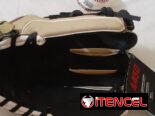 Combo béisbol $150 — Pelotas Wilson y Rawlings nuevas + Guante Wilson 11.5″ nuevo + Bate Easton BEAST X usado. Listo par