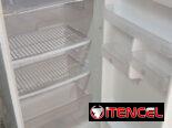 Refrigerador Samsung de los chiquitos de una sola puerta.
