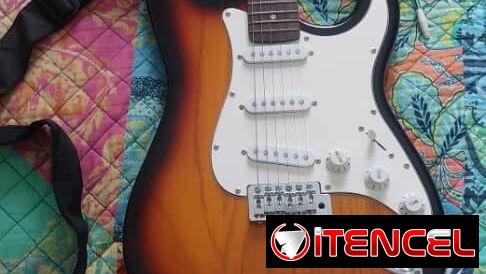 Guitarra eléctrica Academy