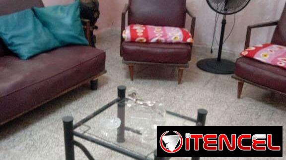 Permuto casa en Guanabacoa de 3 cuartos sala cocina comedor y patio