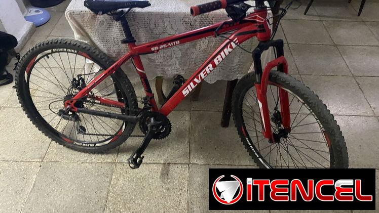 Vendo bicicleta de uso es de MTB ,y me ajusto
