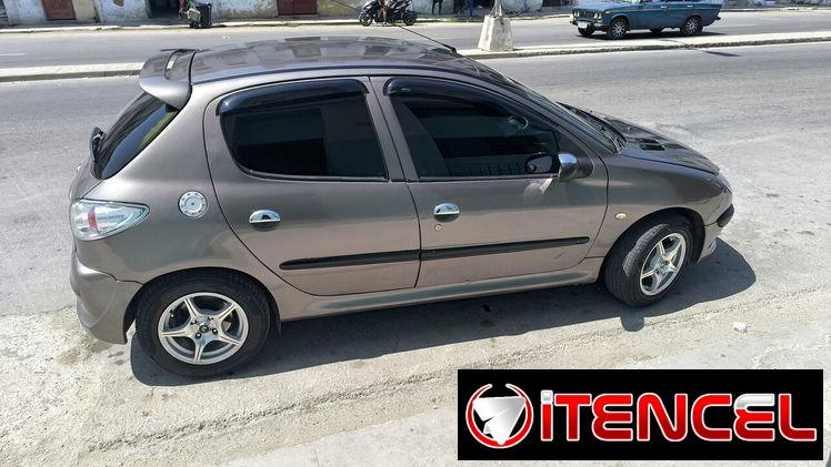PEUGEOT 206 SE VENDE…..13 mil ajustables