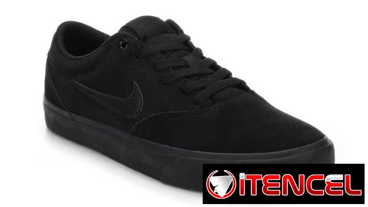 Nike charge suede skate shoes