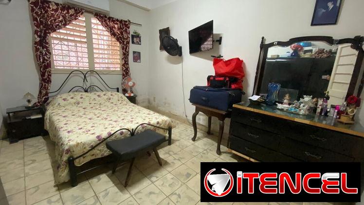 Vendo o permuto mi casa bajos 11y82 garaje 3/4 70m 53542376