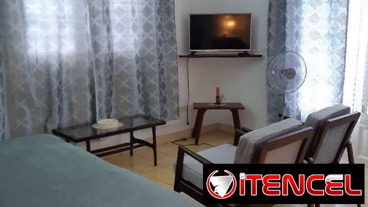 RENTA LINEAL EN EL VEDADO ,CASA MARIA ELENA, 1 HABITACIÓN CLIMATIZADA , BALCÓN, 2DO PISO +53 52463651  POR WHATSAPP ♥️