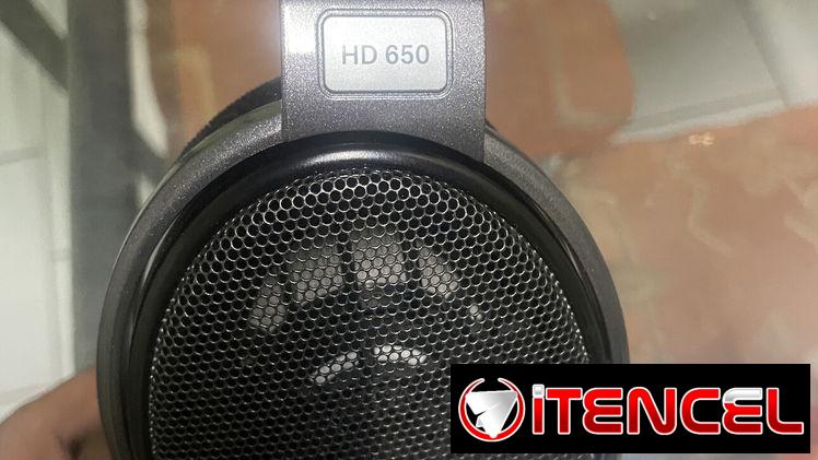 Audífonos senheiser HD 650, interfaz Steinberg ,micrófono condensador akgc214