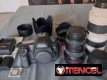 Canon 5D Mark III con 3 lentes y accesorios