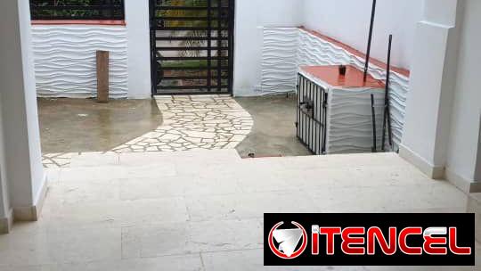 Venta de propiedad en plaza  por calle C