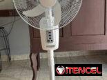 Ventilador recargable de pedestal Sankey