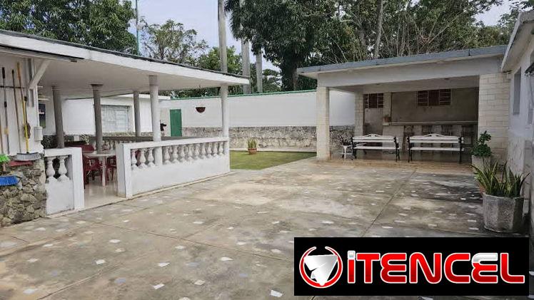 Boyeros finca 150 mil usd