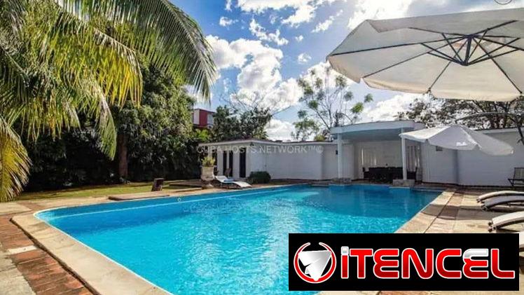 Renta Miramar residencia lujo piscina