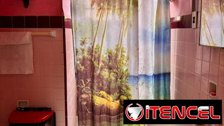 Biplanta de 3 cuartos y 3 baños en Santo Suárez !!!