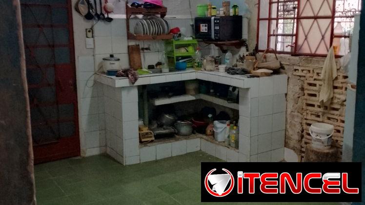 Permuto casa en el reparto panamerica Boyero x casa más pequeña
