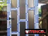 Carpinteria de aluminio…  ☎️Realizamos todo tipo de diseños modernos en carpintería de aluminio y cristalería .   *Lle