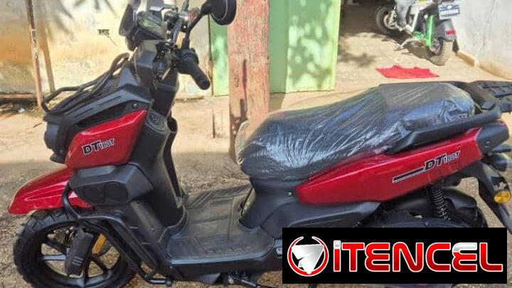 Motos de gasolina marca DT 180cc . Nuevas a estrenar