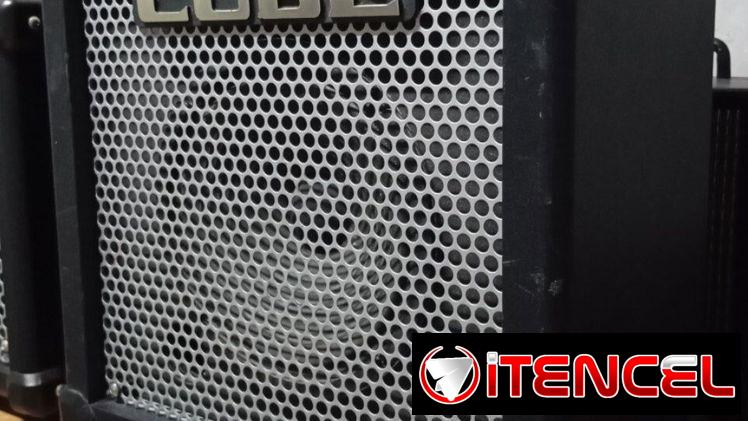 Amplificador de Guitarra Roland CUBE-20GX