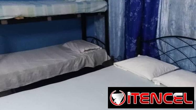 SE RENTA CASA DE 3 O 4 HABITACIONES POR EL INTERMITENTE DE GUANABO. 54026428