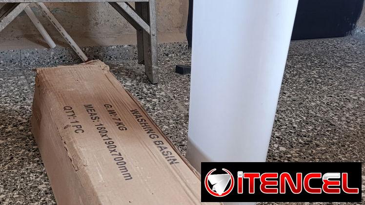 Pedestal para Lavamanos Nuevo en Caja