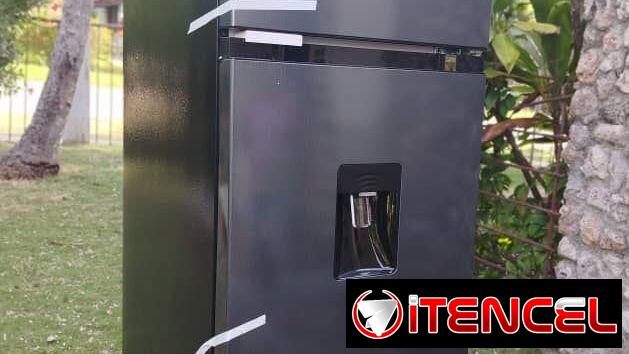 Refrigerador  11.2 pies con dispensador marca Royal congelación seca inverter precio $550 USD con transporte incluido