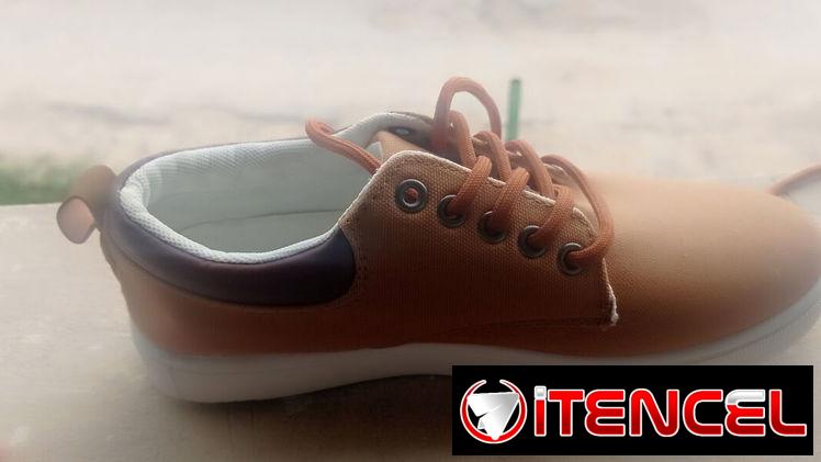 Zapato nuevo de piel fuerte