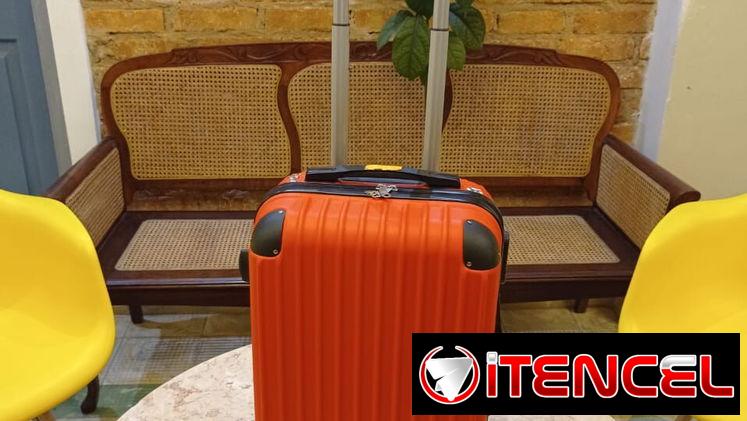 VENDO MALETAS DE VIAJE, VARIOS MODELOS Y TAMAÑOS 52425349