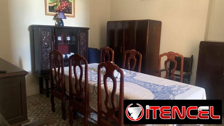 🏠¡RENTA DE CASA ENTERA EN LA HABANA VIEJA! 5 Hab / Terraza / ZONA SOTERRADA (No se va la luz)🪸