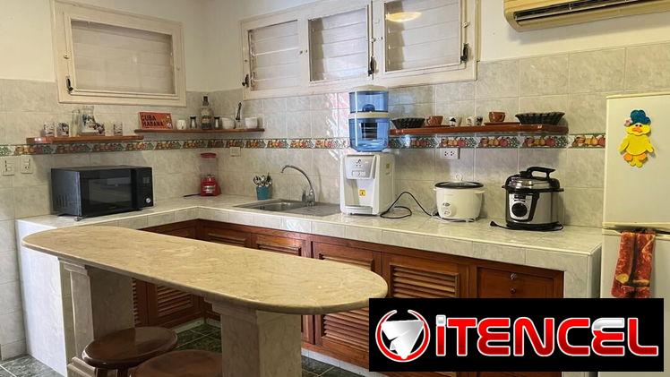 ¡BOCA CIEGA! 🏠 RENTO CASA C/PISCINA, A 300M PLAYA. 3 HAB CLIMA, WIFI 24H, COCINA EXT. 150 USD/N.