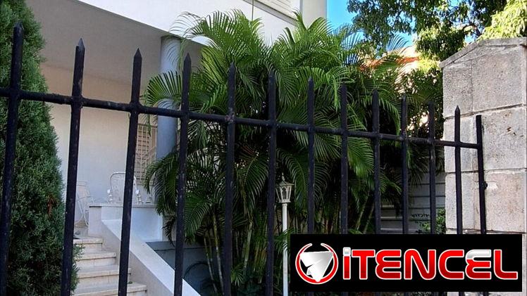 HOSTAL CÉNTRICO EN VEDADO