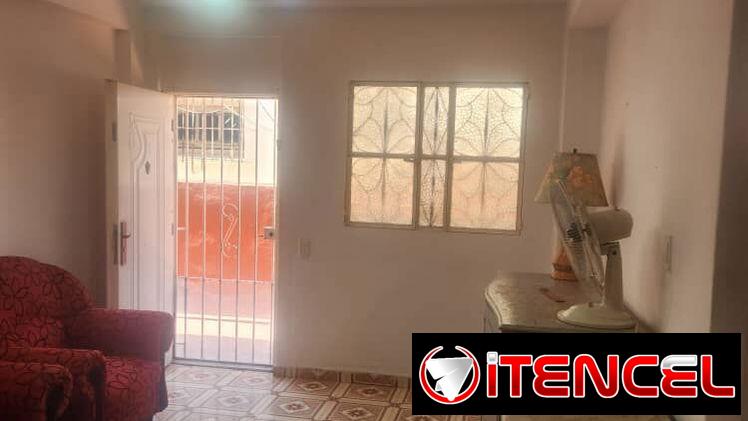 RENTA APARTAMENTO EN PLAYA 9NA Y 44 MIRAMAR BAJOS 250USD 53582376