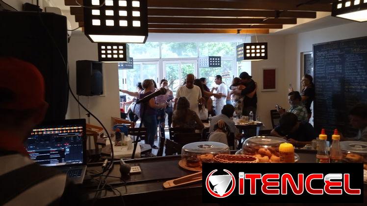 Servicio de Dj con audio y pantalla