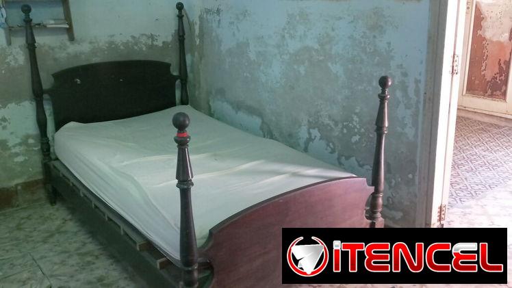 Se vende cama antigua