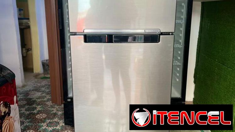 Refrigerador Samsung de 9 pies