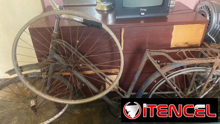 Vendo 2 cuadro de bicicleta con 3 llantas