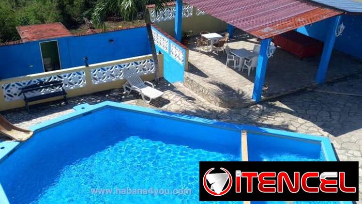 Renta con 5 habitaciones en la playa de Guanabo,  REBAJA DE PRECIO,  +53 52463651  ,1Piscina para adultos y 1 de niños