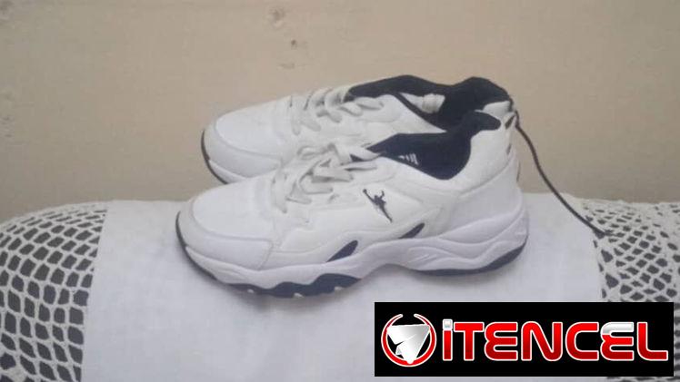 Tenis 👟 NUEVOS