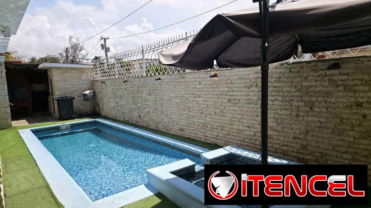 Alquilo CASA DE LUJO con piscina de 4 habitaciones en Guanabo