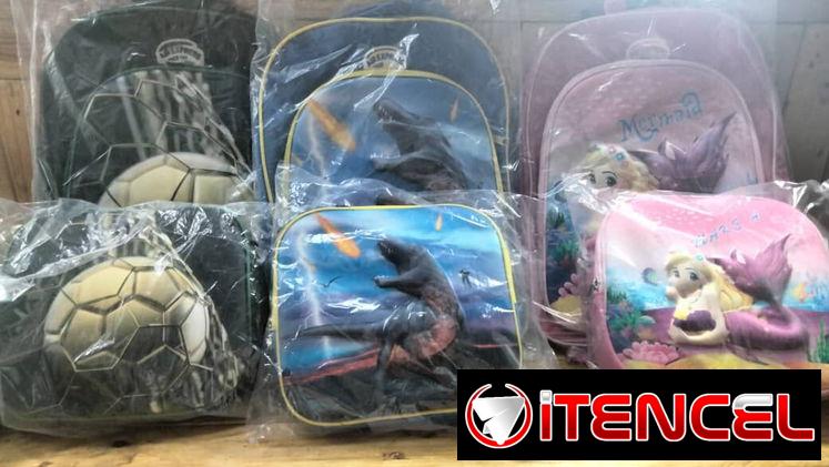 MOCHILA PARA NIÑOS Y NIÑAS  / TRAEN SU MERENDERO / ESTAN PRECIOSAS / BUEN MATERIAL Y CALIDAD / LINDO DISEÑO