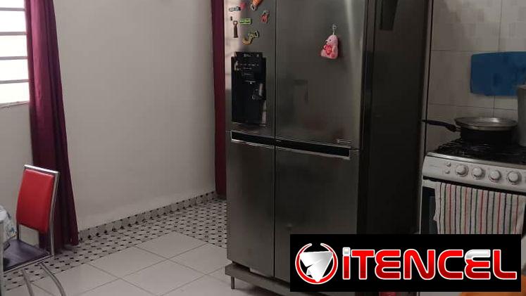 Apartamento de Dos Habitaciones Semi Interior Ubicado en Playa Precio Negociable