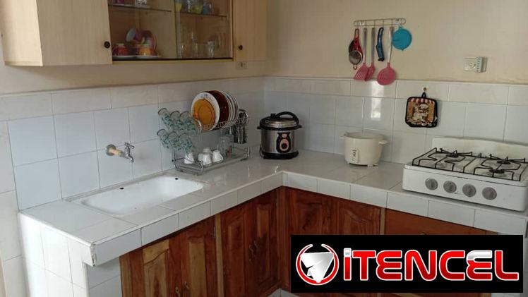 Ofertaaa a 5 cuadras del mar!!! En Cojimar linda casa con posibilidad de garaje!!!
