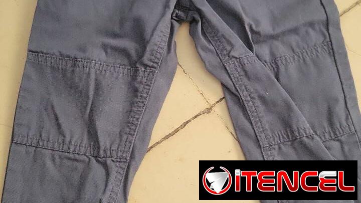 Pantalón para niño de 4 a 5 años talla en la foto