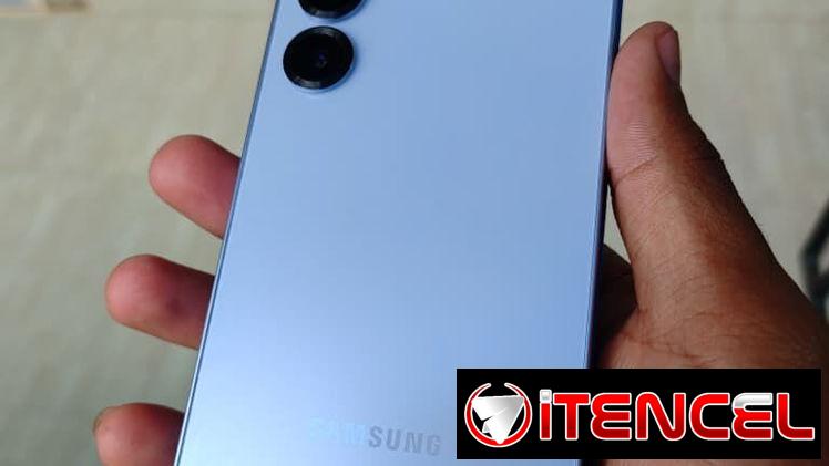 SAMSUNG S25 COMO NUEVO IMPECABLE 525 usd