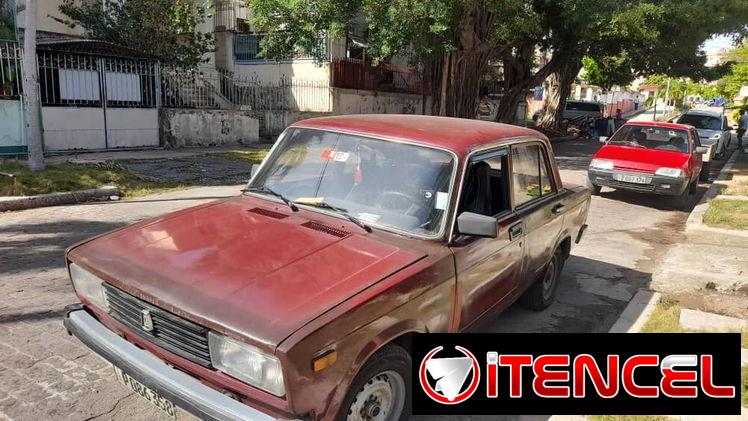Vendo Lada 2107 + motor de repuesto