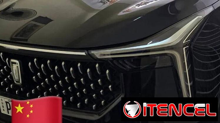 Bestune T55 del 2024 salón en piel ,techo panorámico , está equipado con un motor turbo de 1.5 litros y